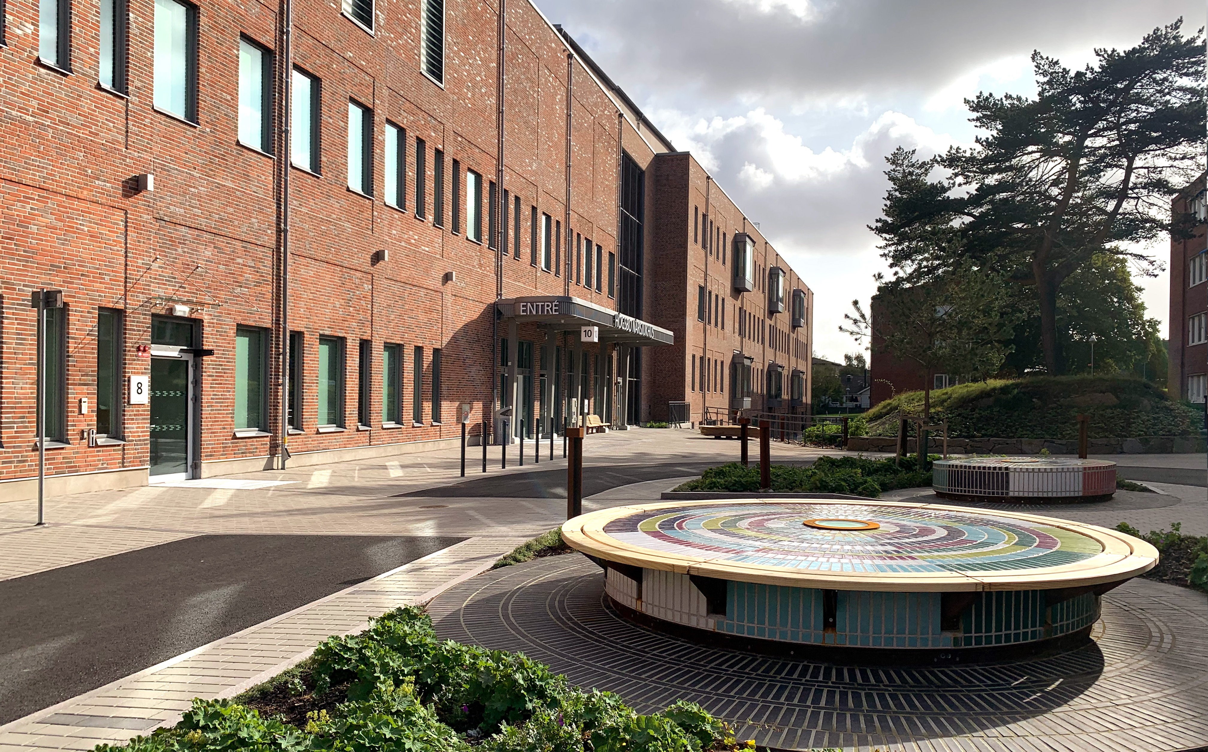 Huvudentrén till Högsbo närsjukhus