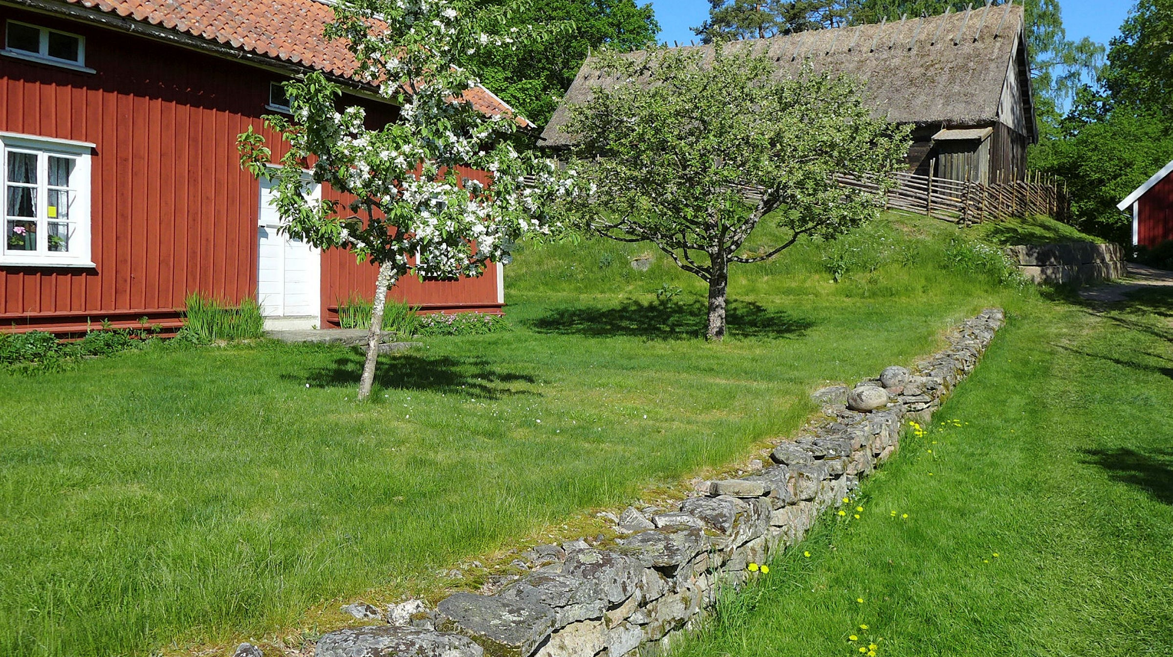 Mur och hus i hembygdsförening